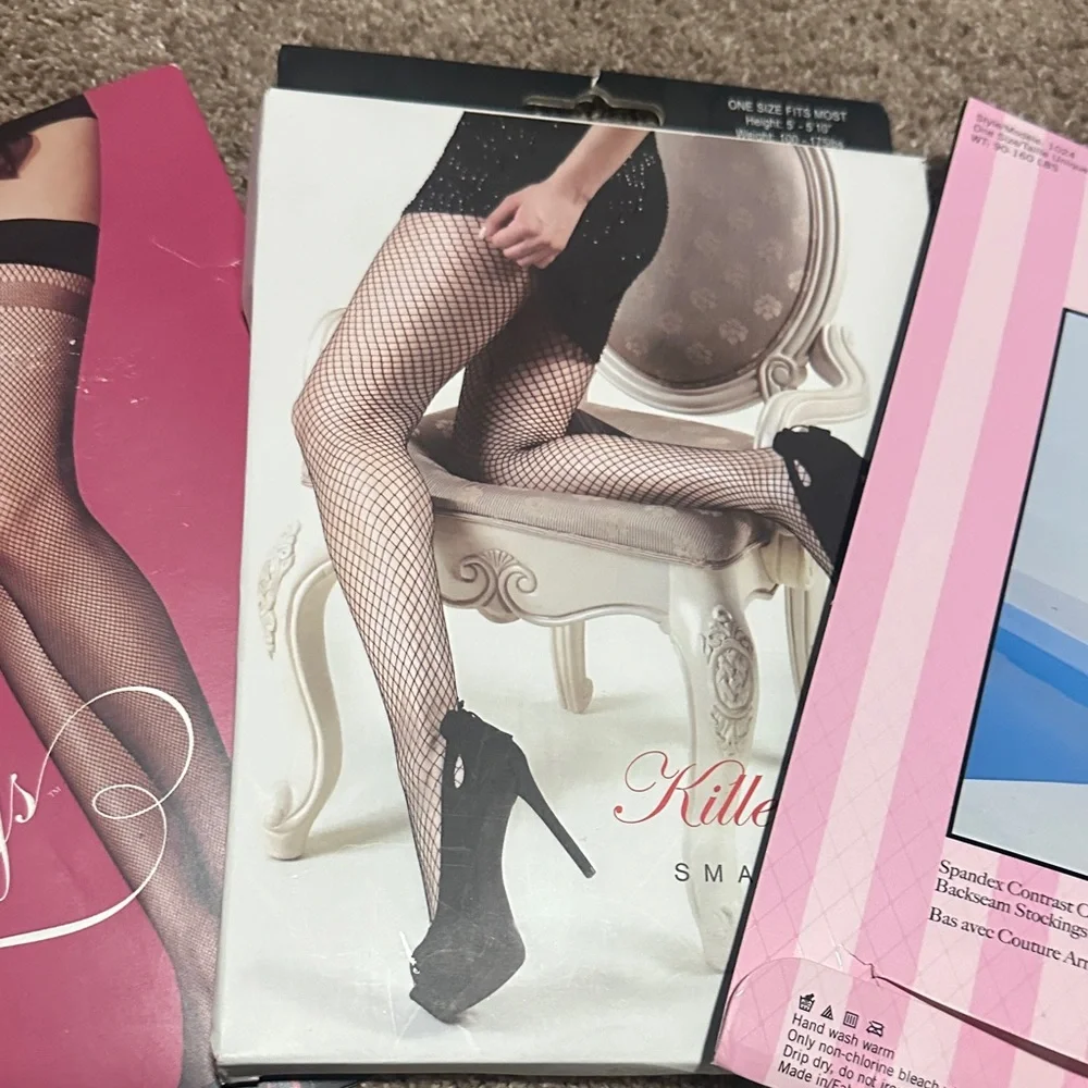 Leg Avenue chic backseam